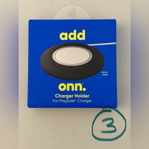 On Running Blue Charger Holder for MagSafe